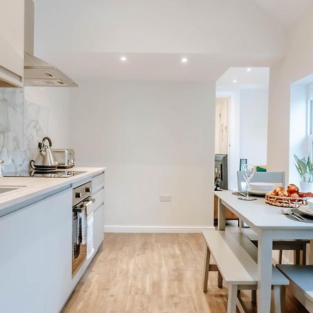 Mayfield Two - Central Harrogate Apartment 외부 사진