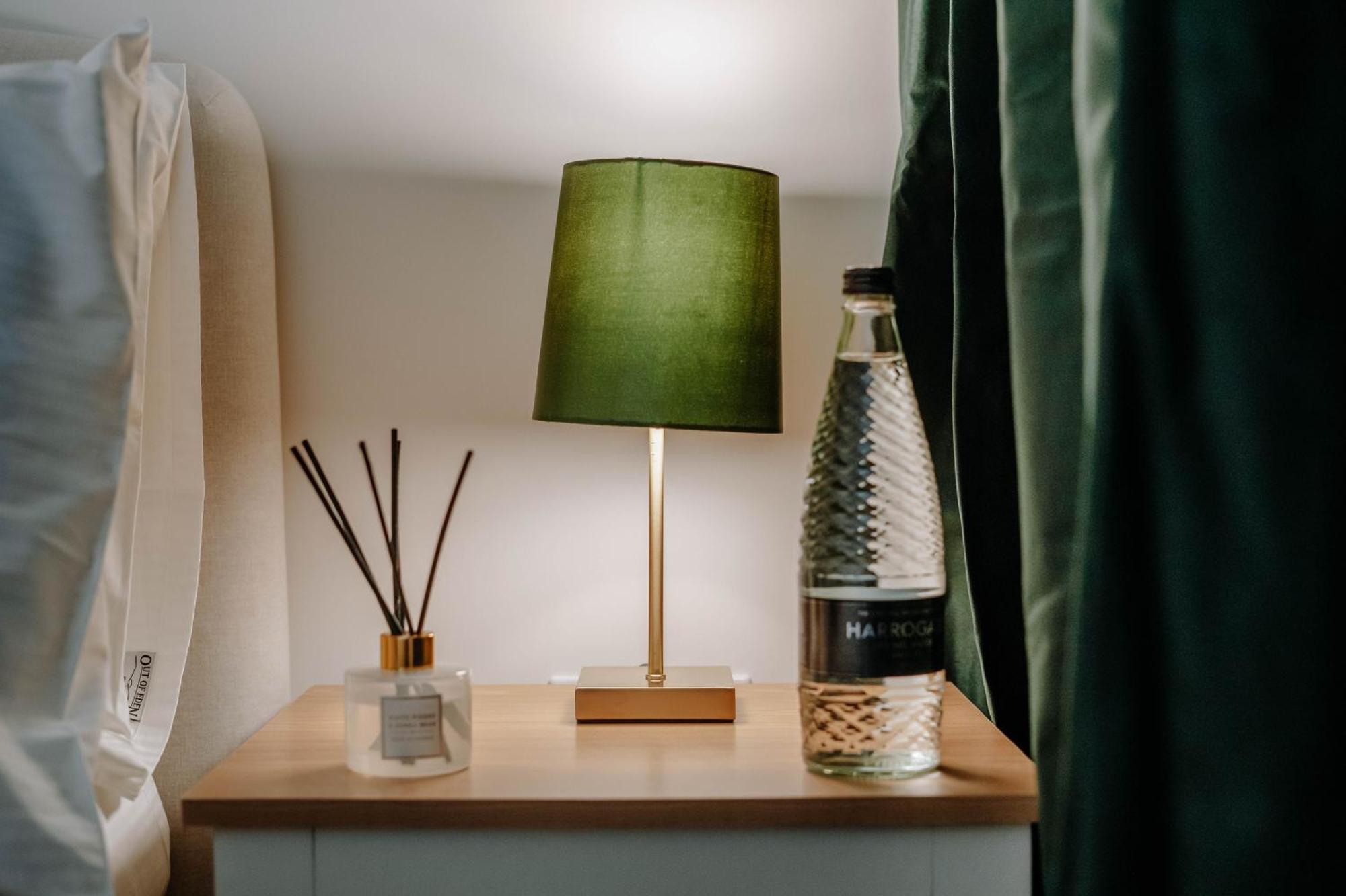 Mayfield Two - Central Harrogate Apartment 외부 사진